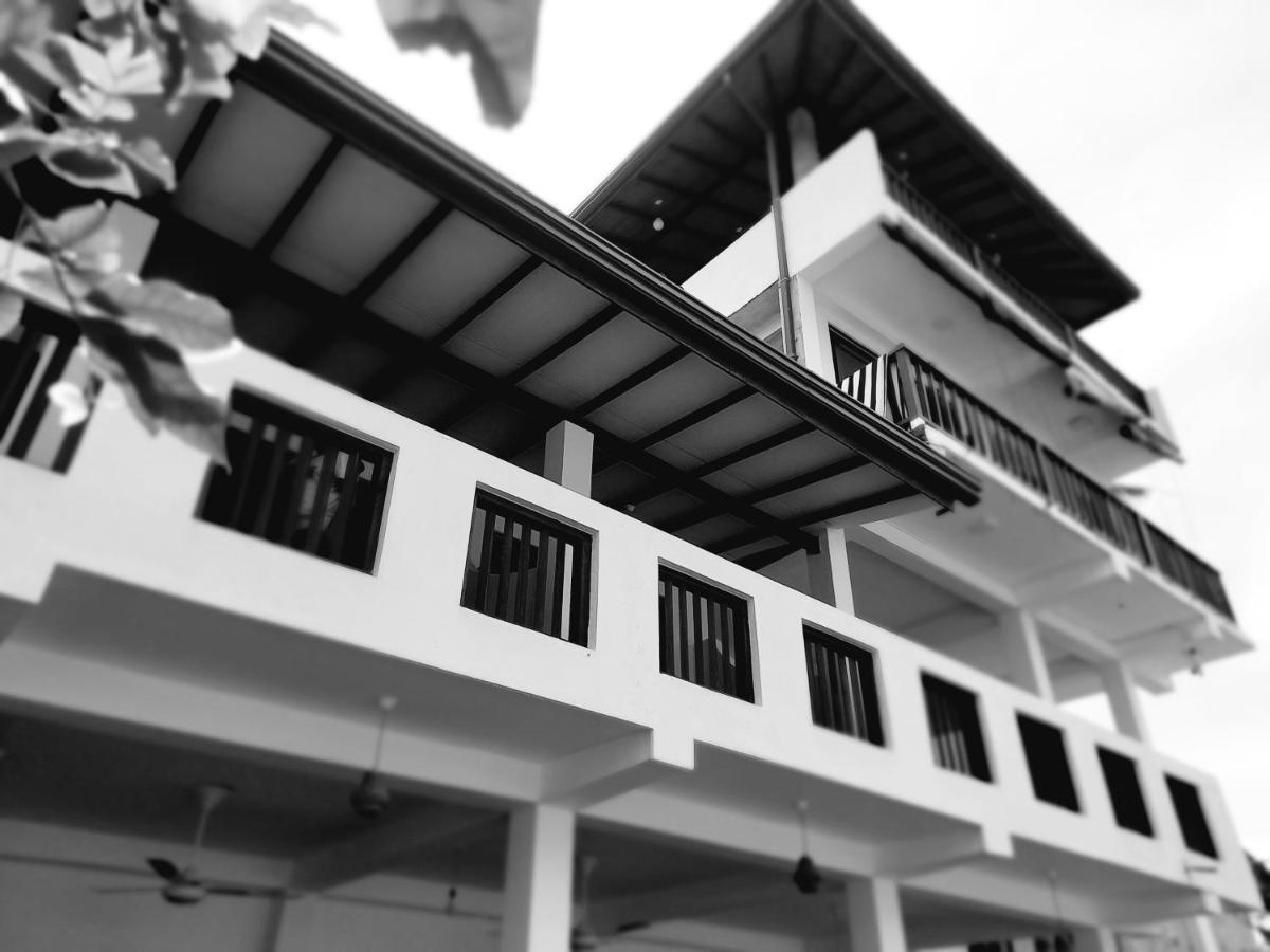 Chill House Make A Good Story With Infinite Ocean Surf And Stay Weligama Exterior foto